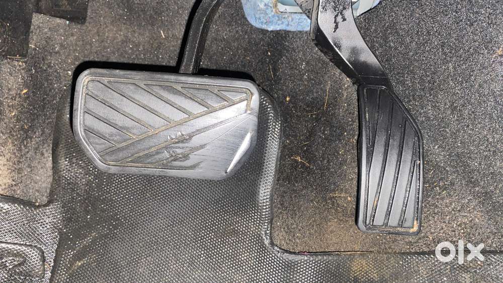 Maruti Suzuki Grand Vitara 1.5 Alpha Smart Hybrid At, 2022, Petrol
