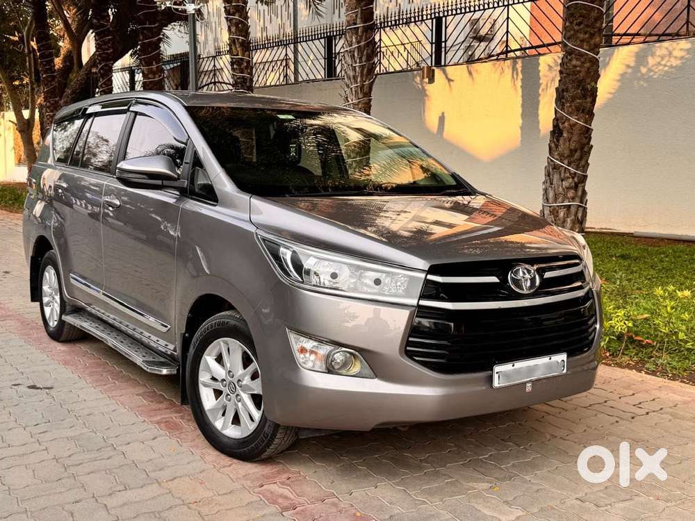Toyota Innova Crysta 2.8 Zx At, 2016, Diesel