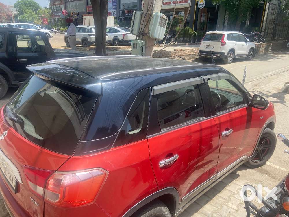 Maruti Suzuki Vitara Brezza Zdi Plus 2017 Diesel Well Maintained