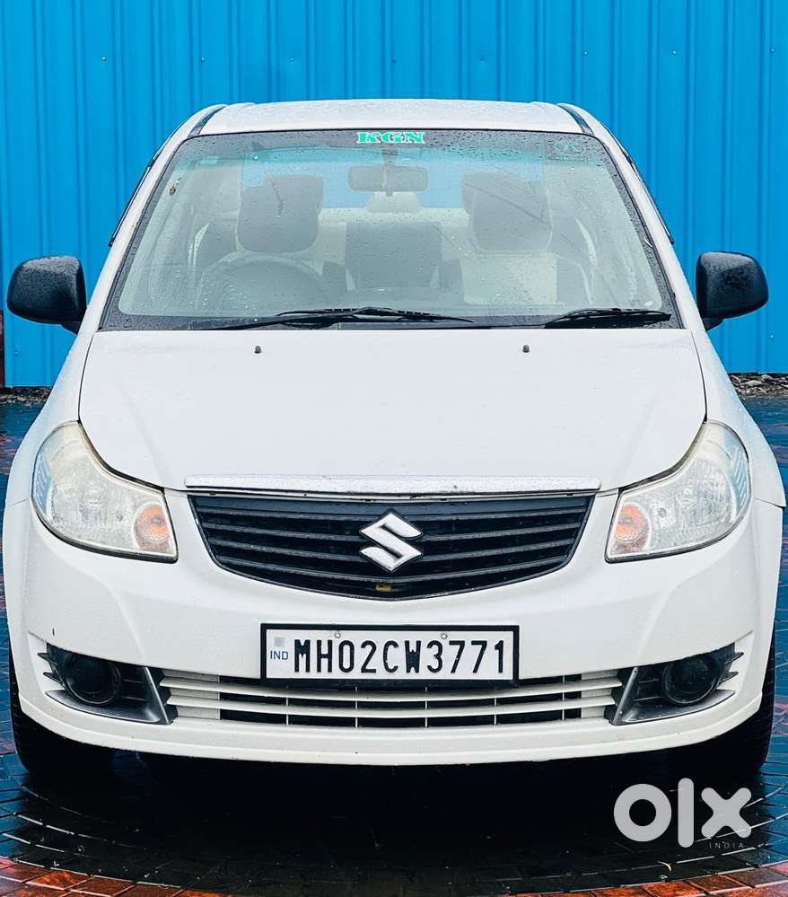 Maruti Suzuki Sx4 Vxi Bsiv, 2013, Petrol