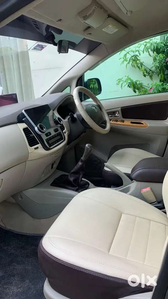 Toyota Innova V Showroom Condition