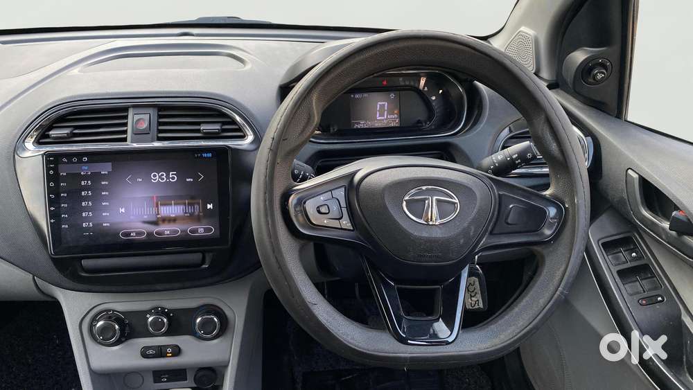 Tata Tiago 1.2 Revotron Xt Option, 2023, Petrol