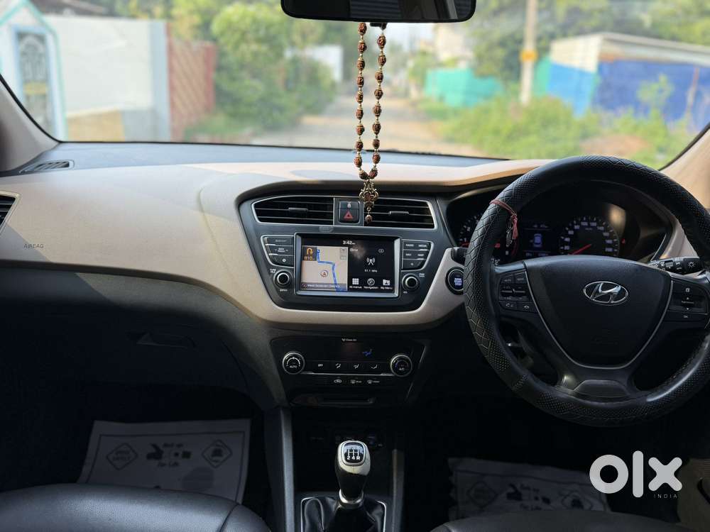 Hyundai I20 Asta (o) 1.2 Mt, 2018, Petrol