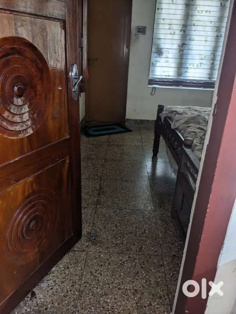 Kalamassery cusat metro station near 1bhk for rent For Rent Houses