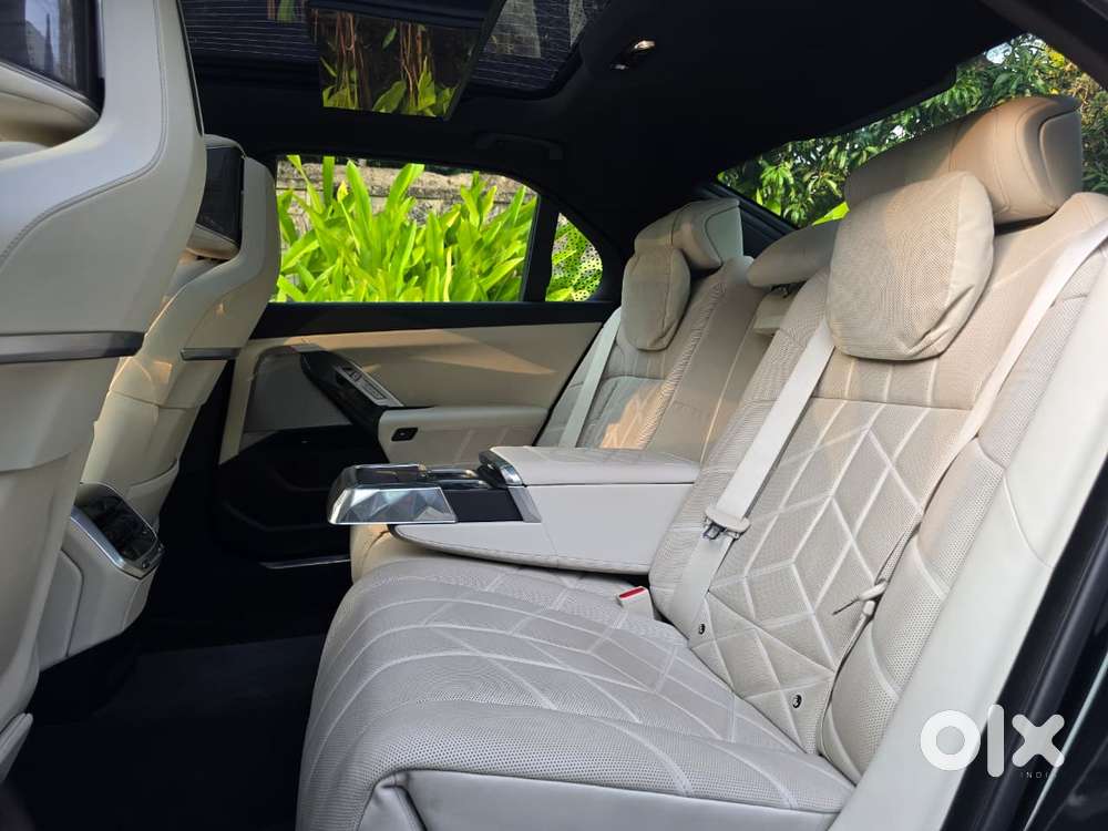 Bmw 7 Series 3.0 740i Sedan, 2023, Petrol