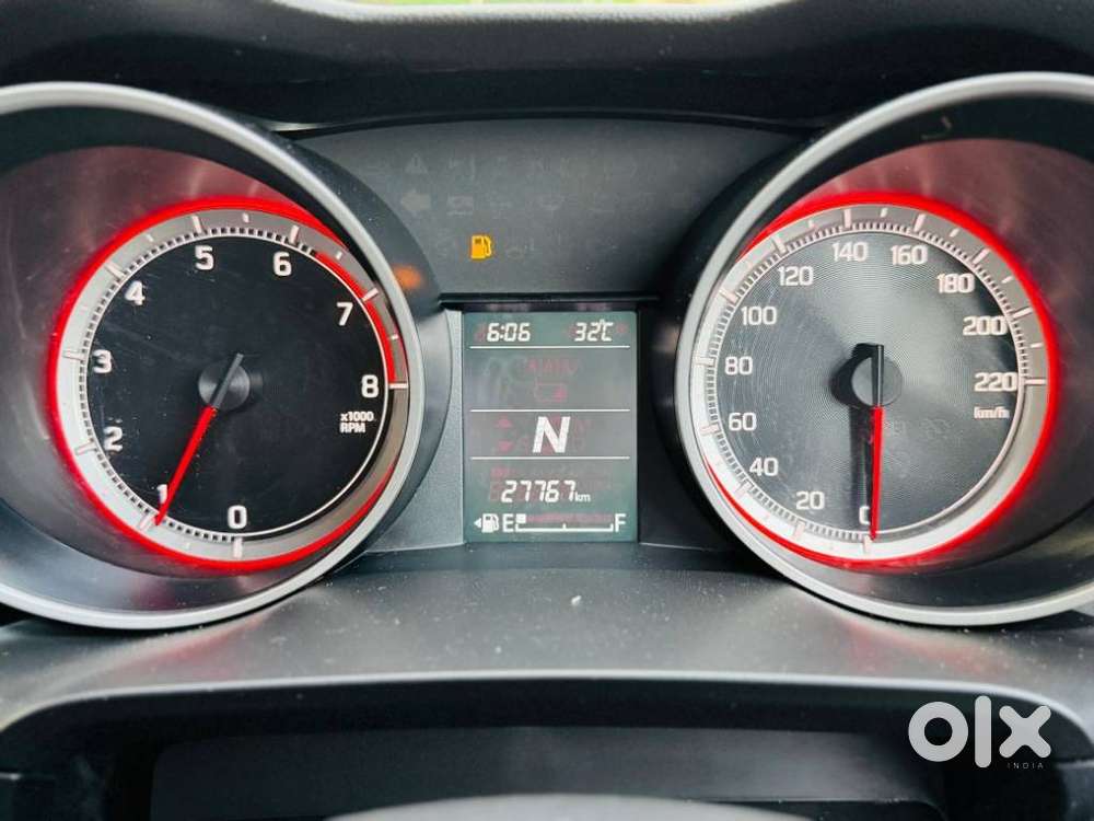 Maruti Suzuki Swift Vxi Ags, 2022, Petrol