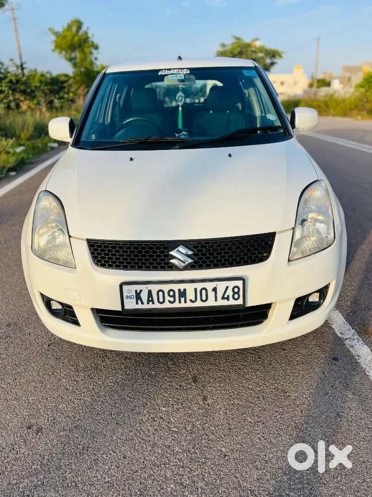 Maruti Suzuki Swift 2010 Petrol 84000 Km Driven