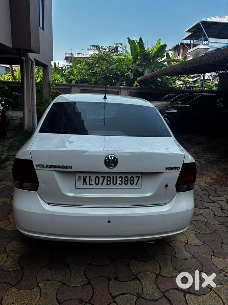 Volkswagen Vento Petrol Manual 2012
