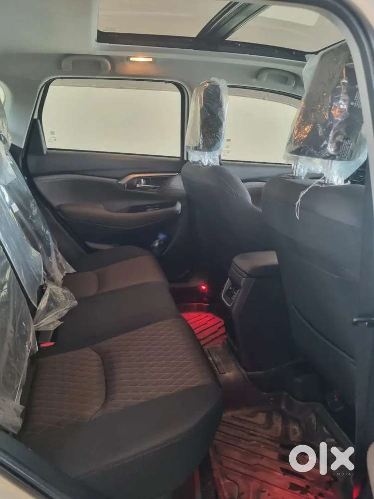 Toyota Hyryder Hybrid 2024 Urban Cruiser