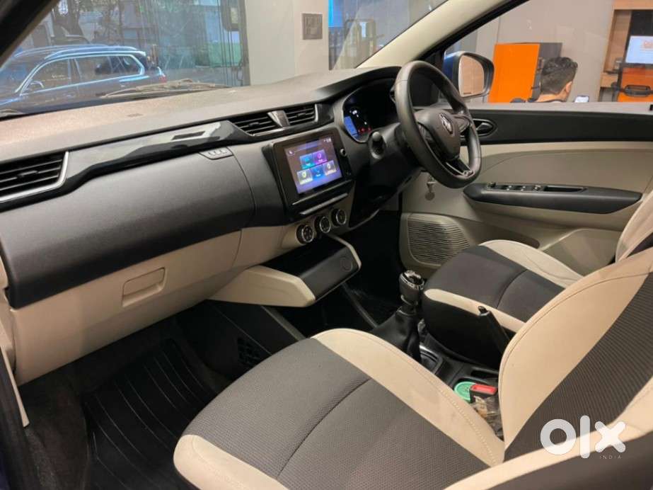 Renault Triber Rxt, 2019, Petrol