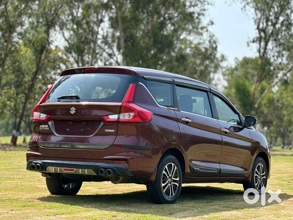 Maruti Suzuki Ertiga Zxi Plus At Shvs, 2022, Petrol