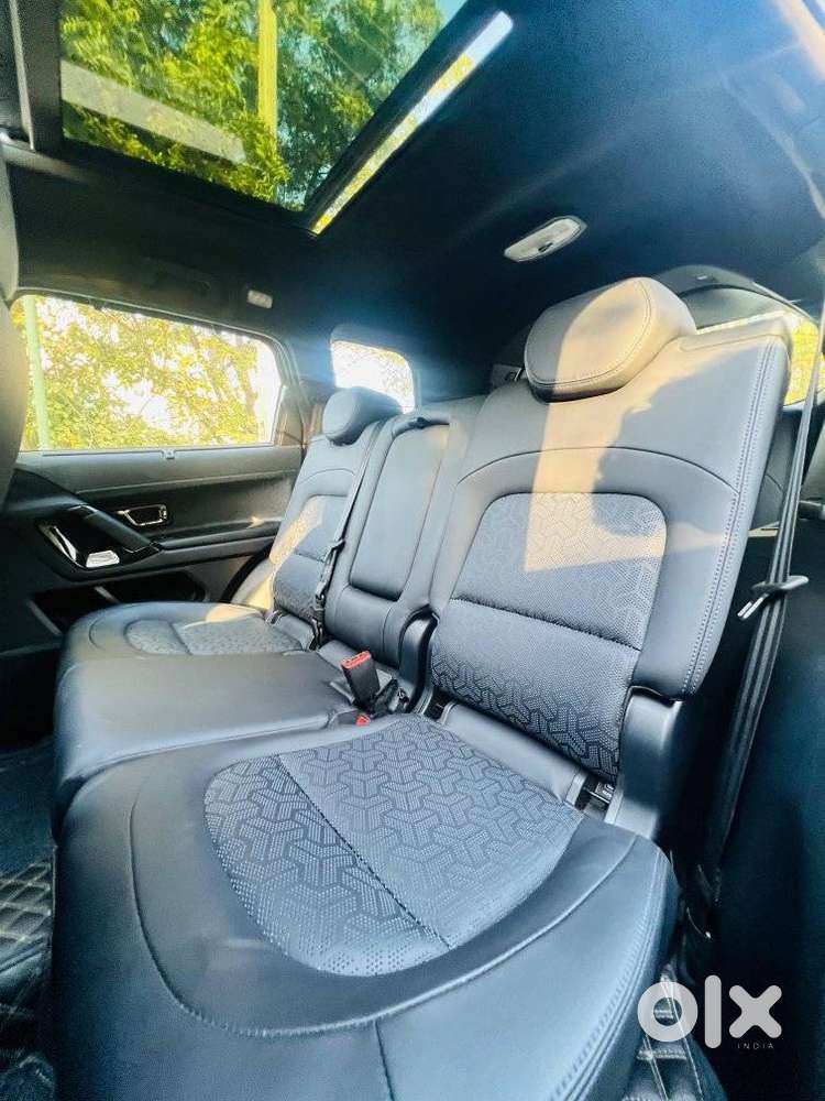 Tata Safari Adventure X Plus 7 Str Dark Edition At, 2024, Diesel