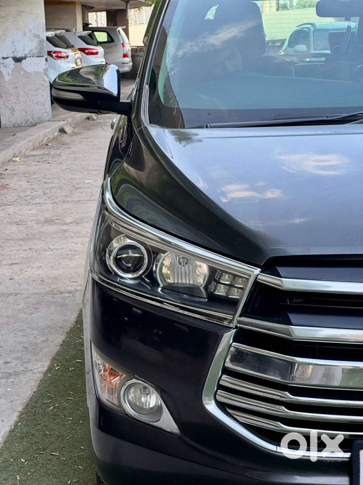 Toyota Innova Crysta 2.8 Z, 2016, Diesel
