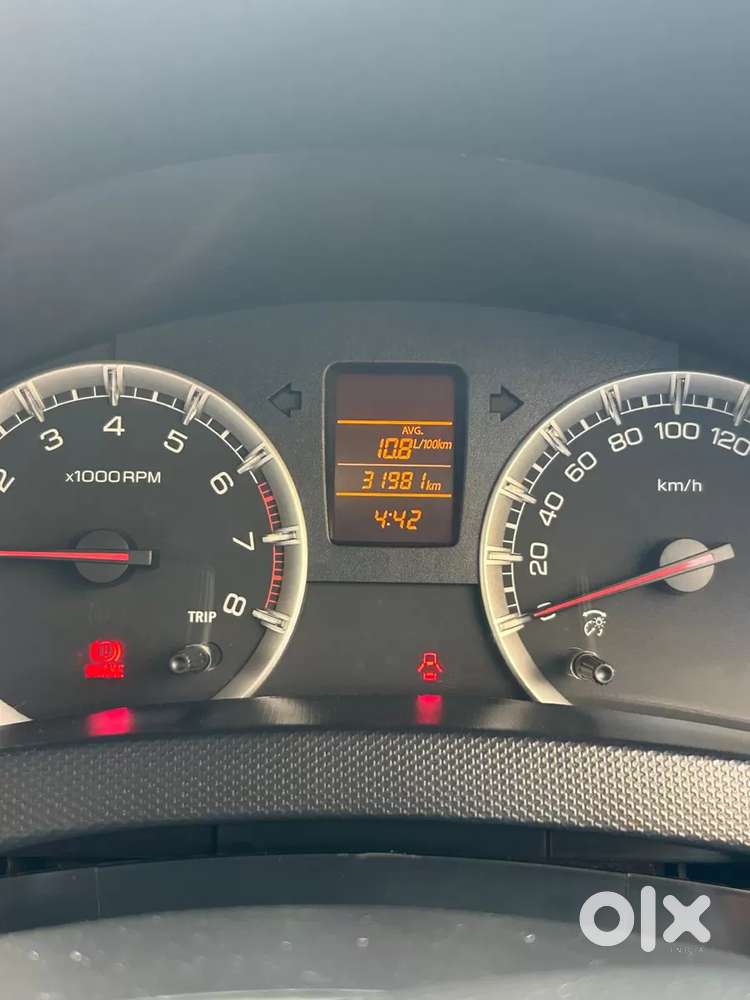Maruti Suzuki Swift Vxi, 2013, Petrol
