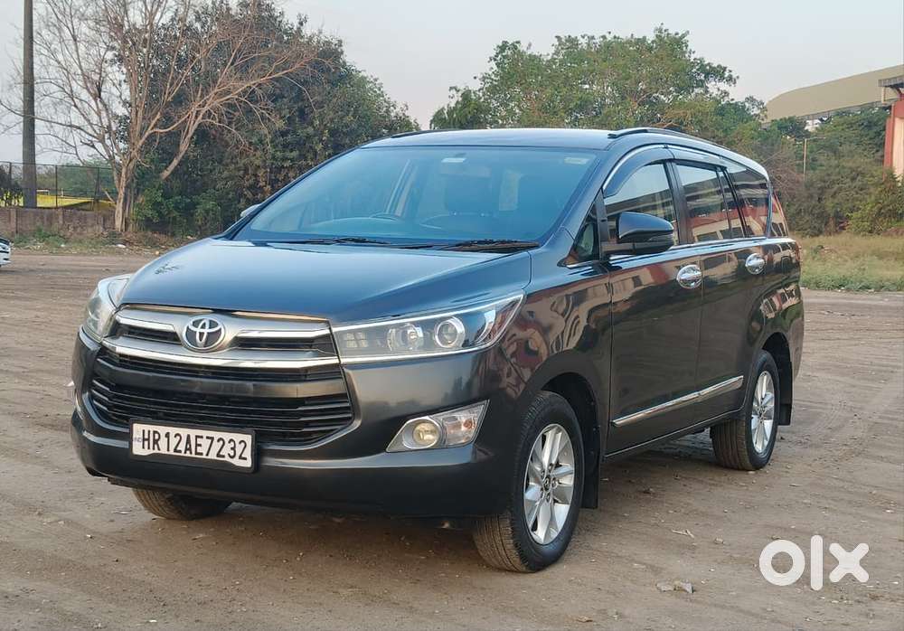 Toyota Innova Crysta 2.4 Vx Mt 8s, 2017, Diesel
