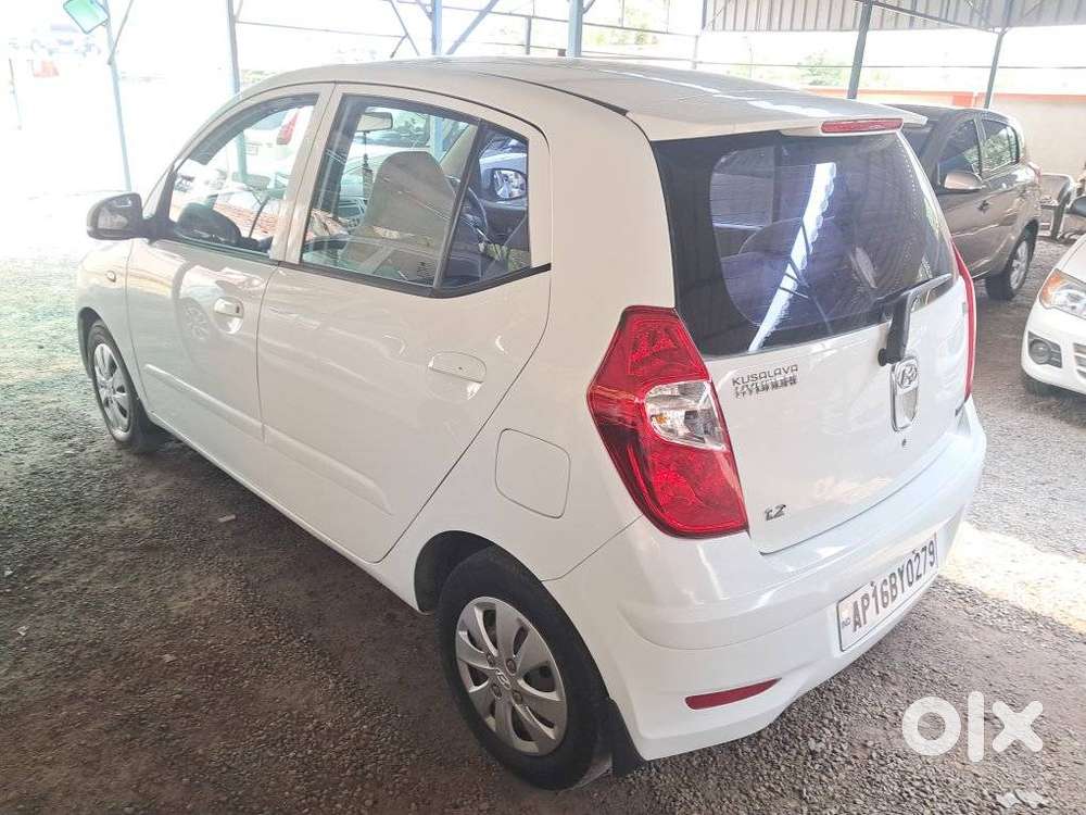 Hyundai I10 Sportz, 2011, Petrol