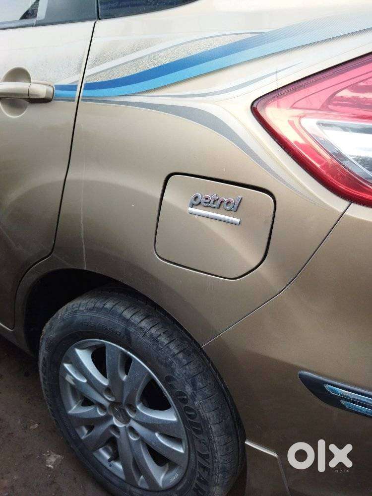 Maruti Suzuki Ertiga Zxi Plus Petrol, 2017