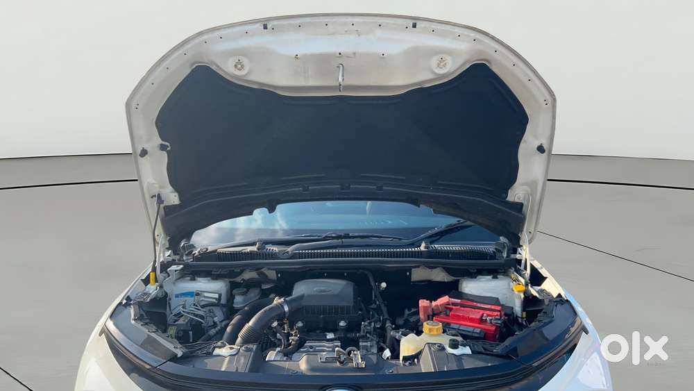 Tata Nexon Smart Plus S 1.2 Revotron Petrol 5 Mt, 2024, Petrol