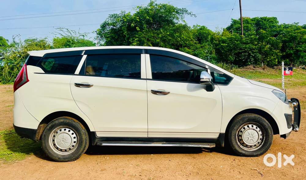 Mahindra Marazzo M2, 2018, Diesel