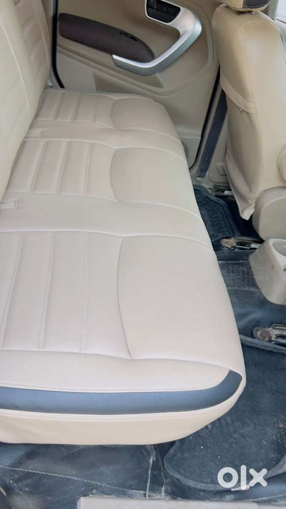 Mahindra Tuv 300 T8, 2017, Diesel