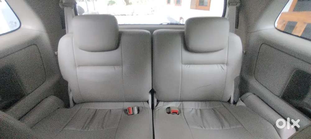 Toyota Innova 2014 Diesel Well Maintained