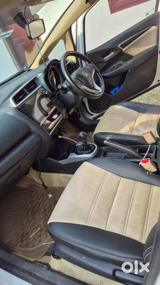 2017 Model Honda Jazz Well Maintained Petrol 79000 Km Driven