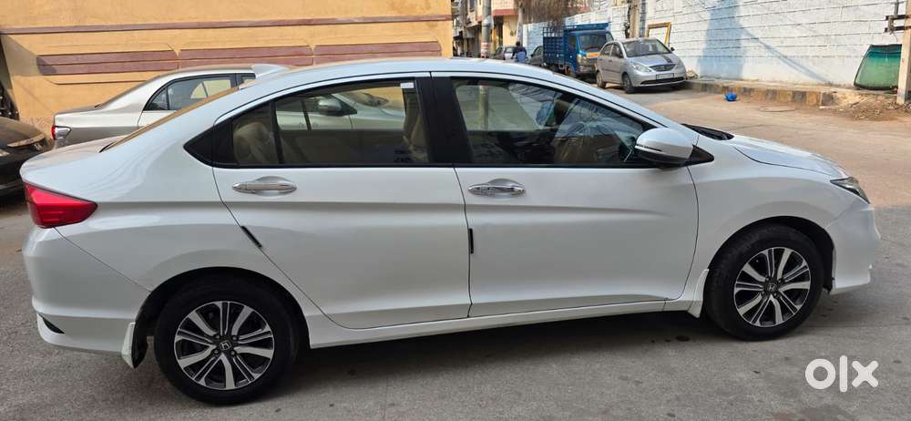 Honda City 1.5 V 4th Gen I-vtec Mt, 2018, Petrol