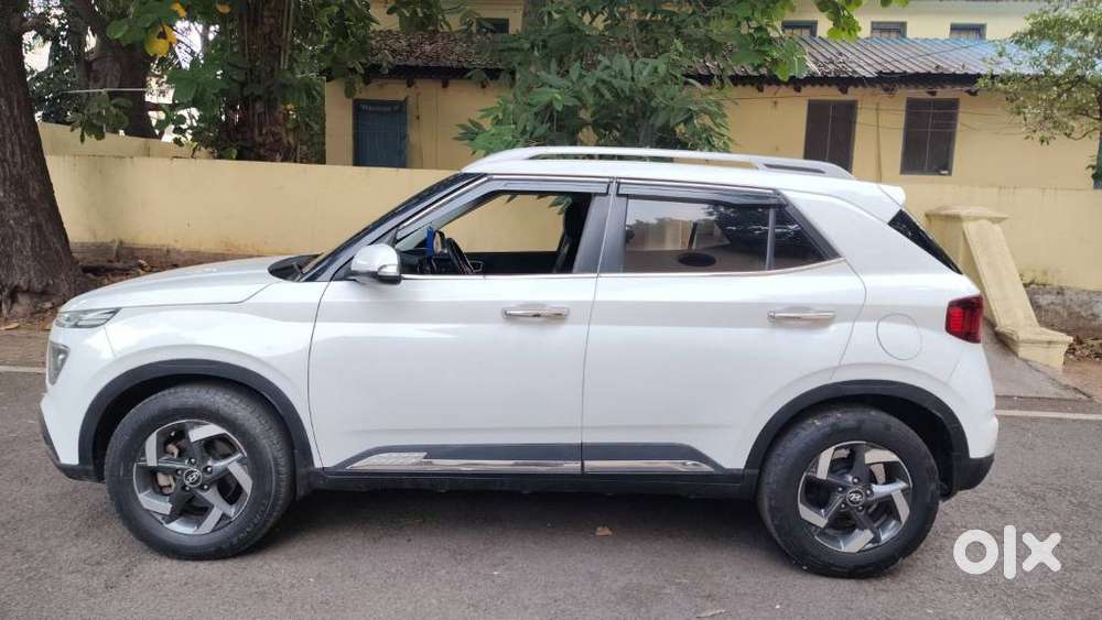 Hyundai Venue 1.0 Sx Plus Turbo Dct Dual Tone, 2019, Diesel