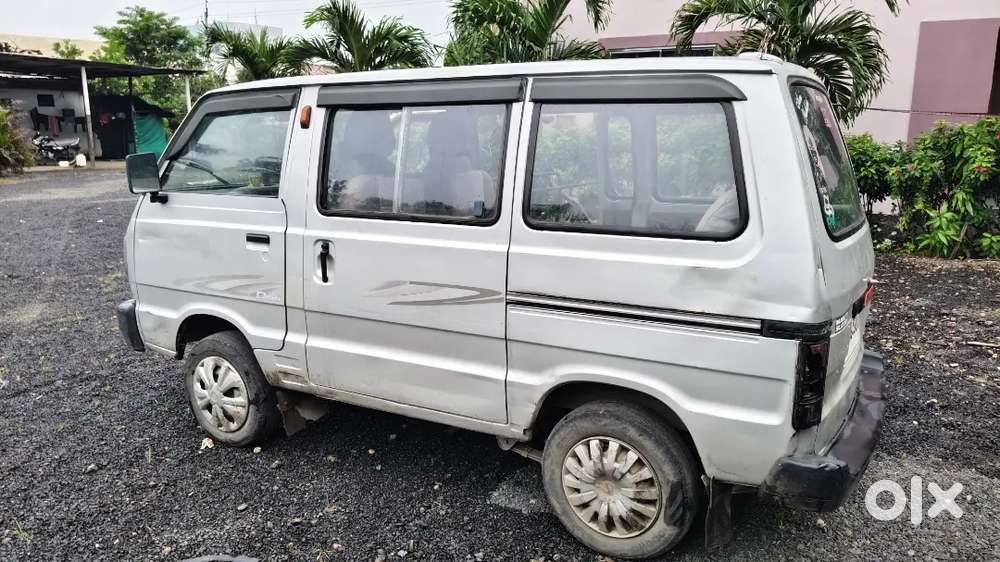 Maruti Suzuki Omni 2011