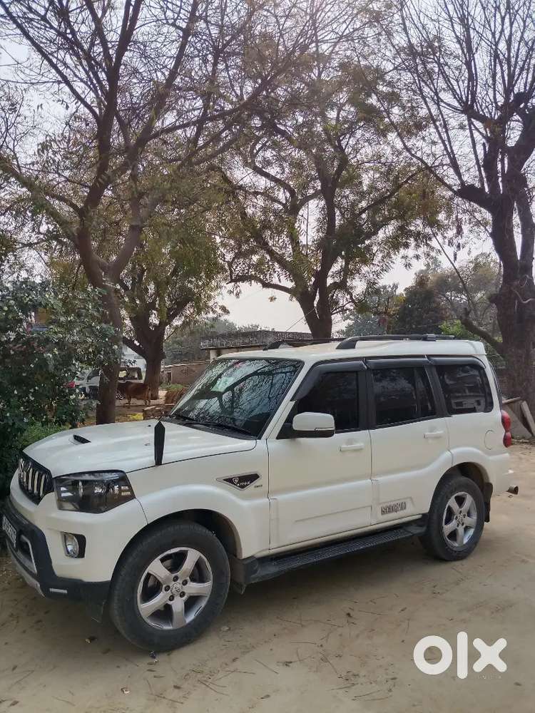 Mahindra Scorpio 2018 Diesel 85000 Km Driven Vip Number 0022