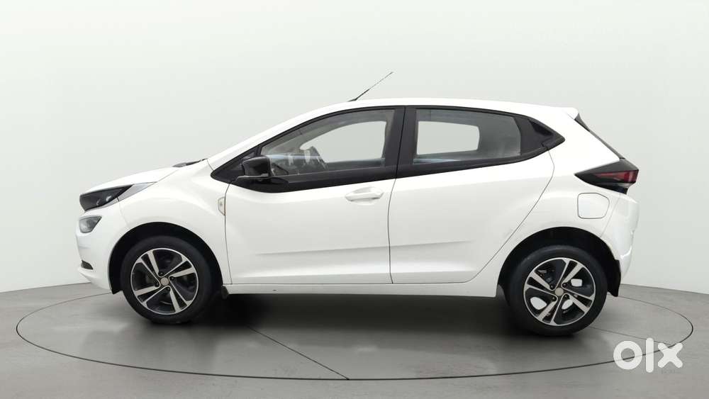 Tata Altroz Xza Petrol, 2022, Petrol
