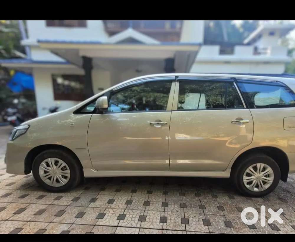 Toyota Innova 2013 Diesel 89500 Km Driven
