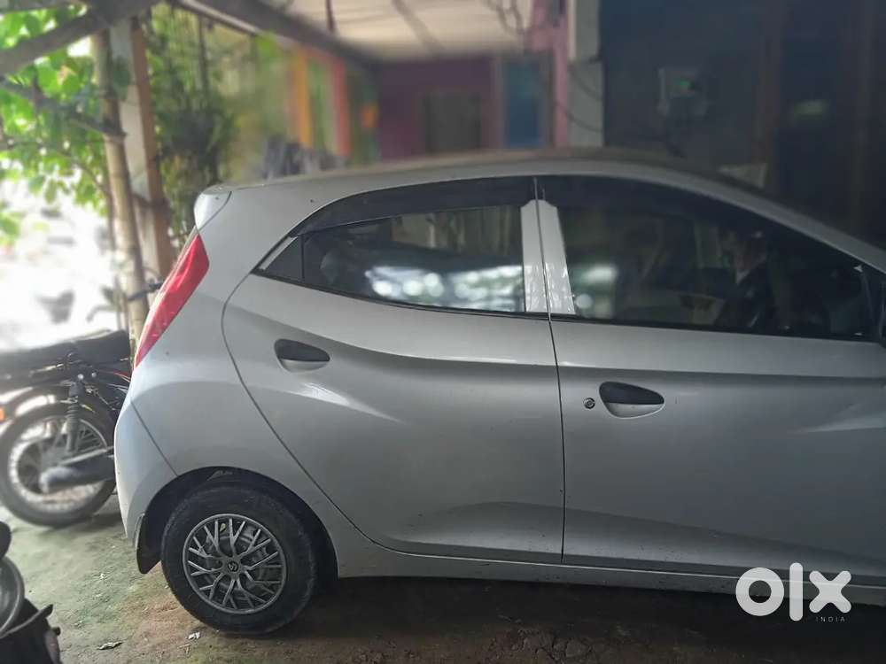 Hyundai Eon 2013 Petrol 75000 Km Driven