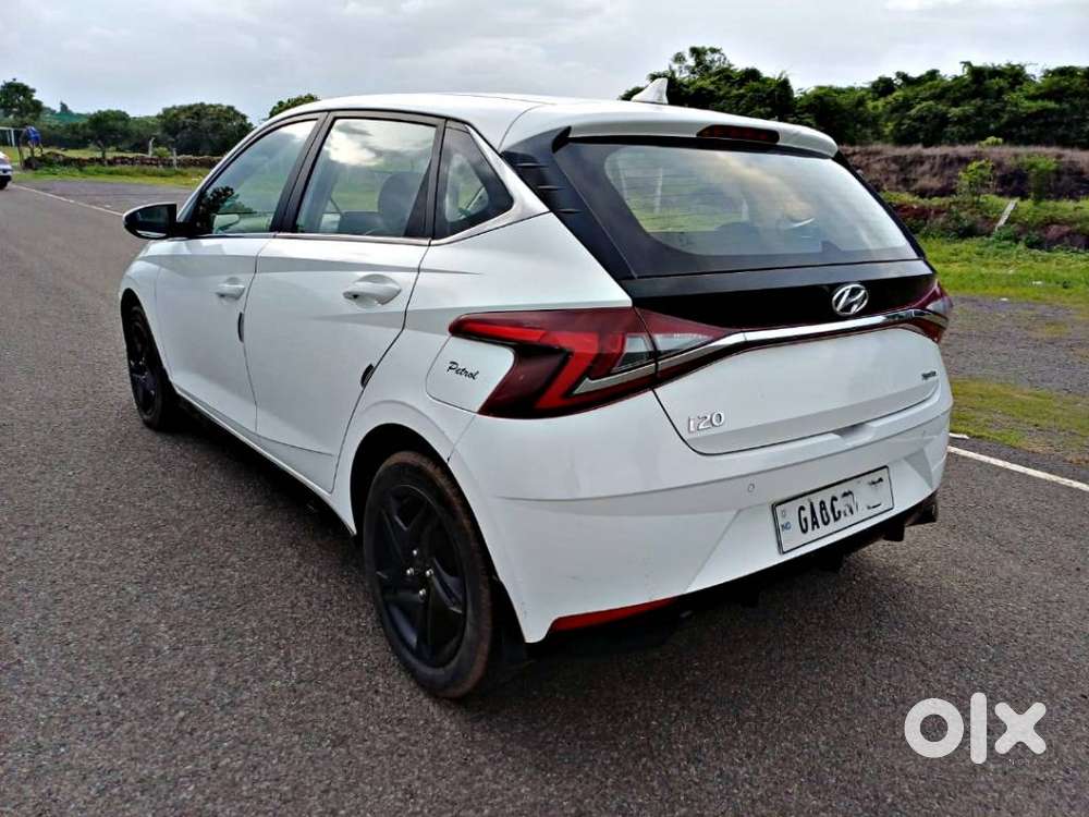 Hyundai I20 Sportz 1.4 At Vtvt, 2022, Petrol