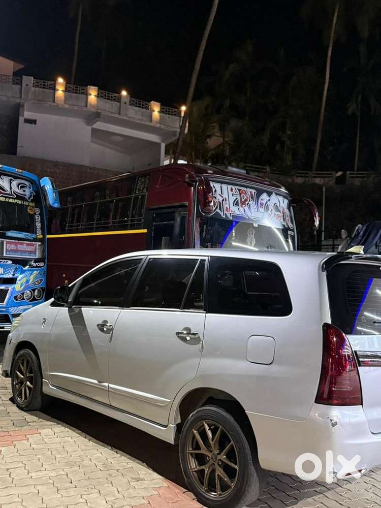 Toyota Innova 2013 Diesel Well Maintained