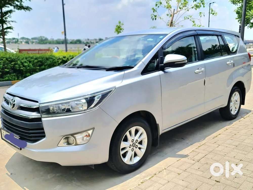Toyota Innova Crysta [2020-ongoing] 2.4 Gx 8 Str, 2017, Diesel