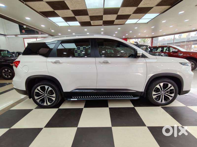 Mg Hector Plus 1.5 Sharp Turbo Cvt 6 Str, 2022, Petrol