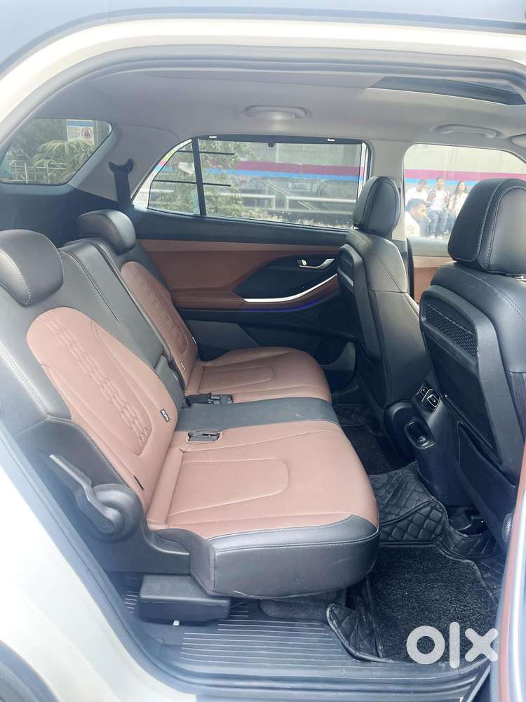 Hyundai Alcazar 1.5 Tdct Signature (o) 7s Petrol, 2023, Petrol