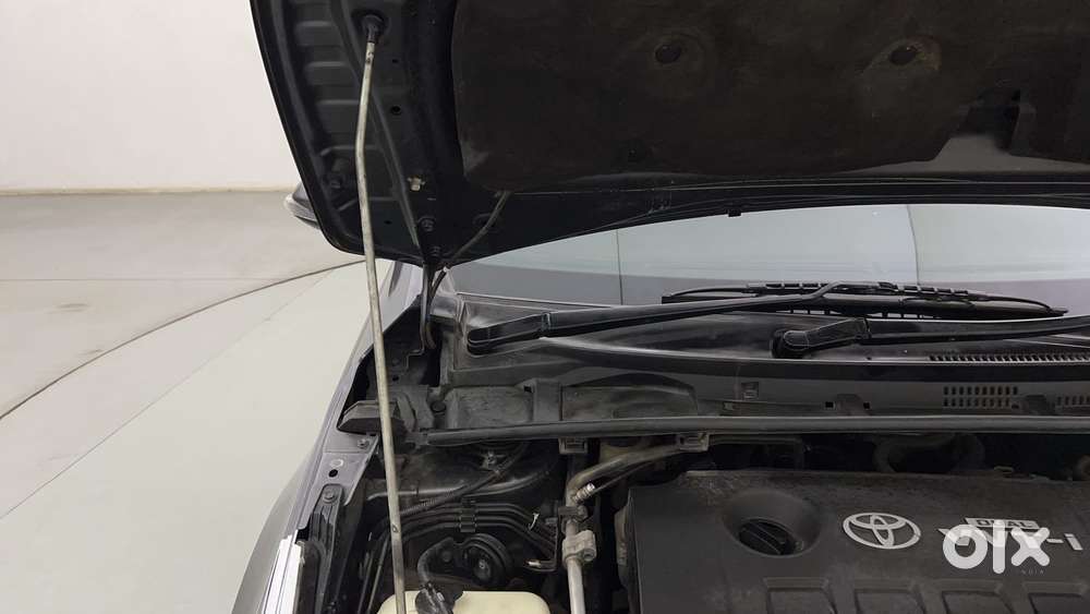 Toyota Corolla Altis 2013-2017 G At, 2015, Petrol