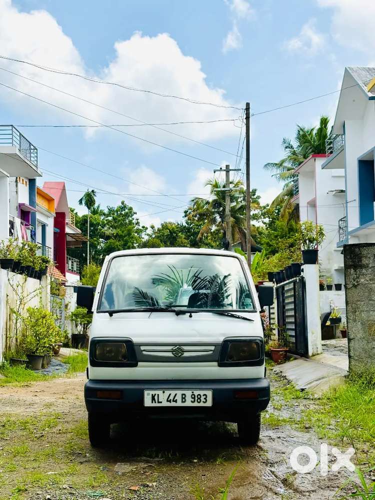 Maruti Suzuki Omni 8-seater 2012