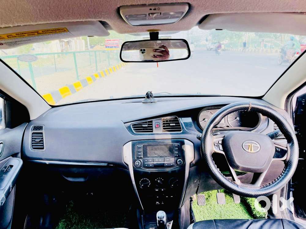 Tata Bolt Revotron Xt, 2016, Petrol