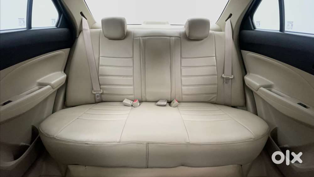 Maruti Suzuki Dzire 1.2 Vxi, 2017, Petrol