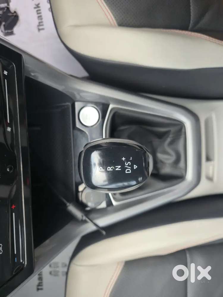 Volkswagen Taigun 2023 Petrol 40000 Km Driven