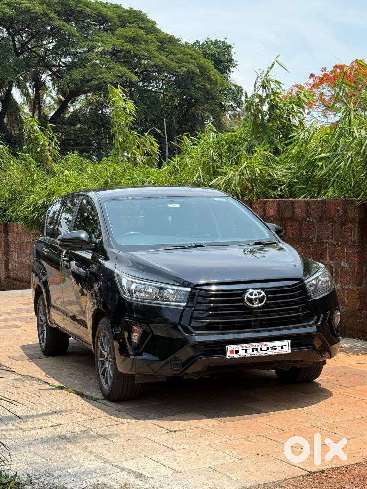 Toyota Innova Crysta [2020-ongoing] 2.4 Gx 7 Str, 2021, Diesel