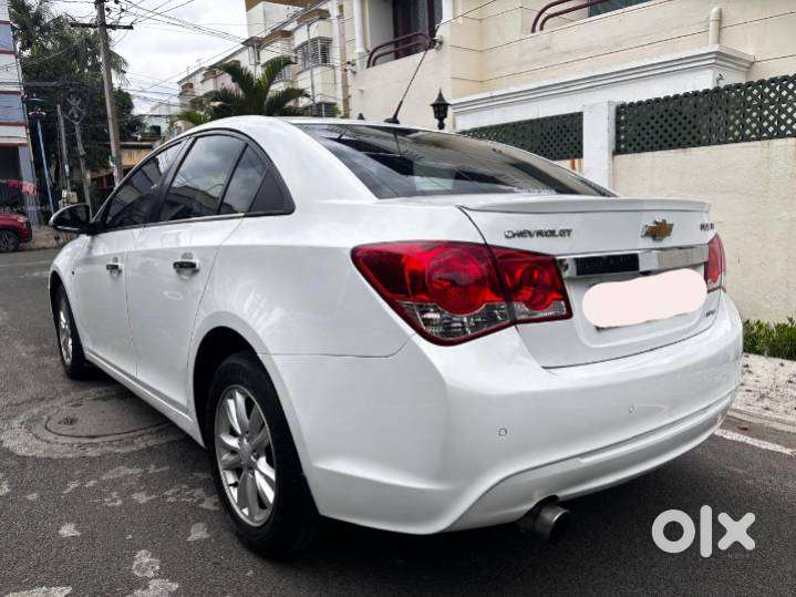 Chevrolet Cruze Ltz At, 2017, Petrol