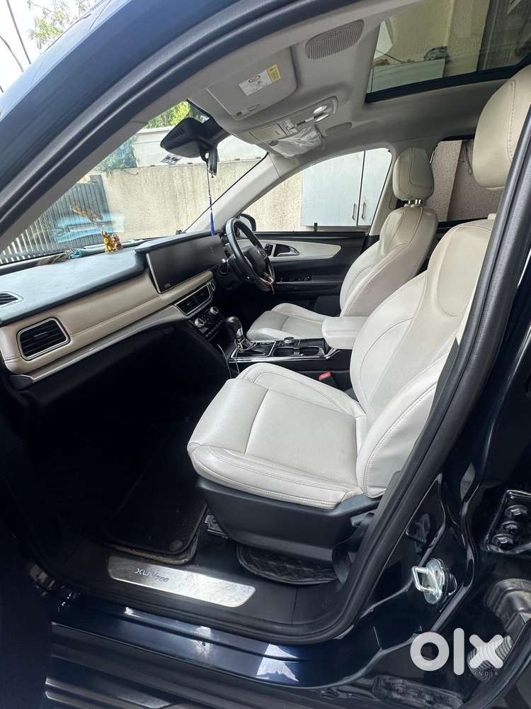 Mahindra Xuv700 2.2 Ax 7 Diesel At Luxury Pack Str, 2022, Diesel