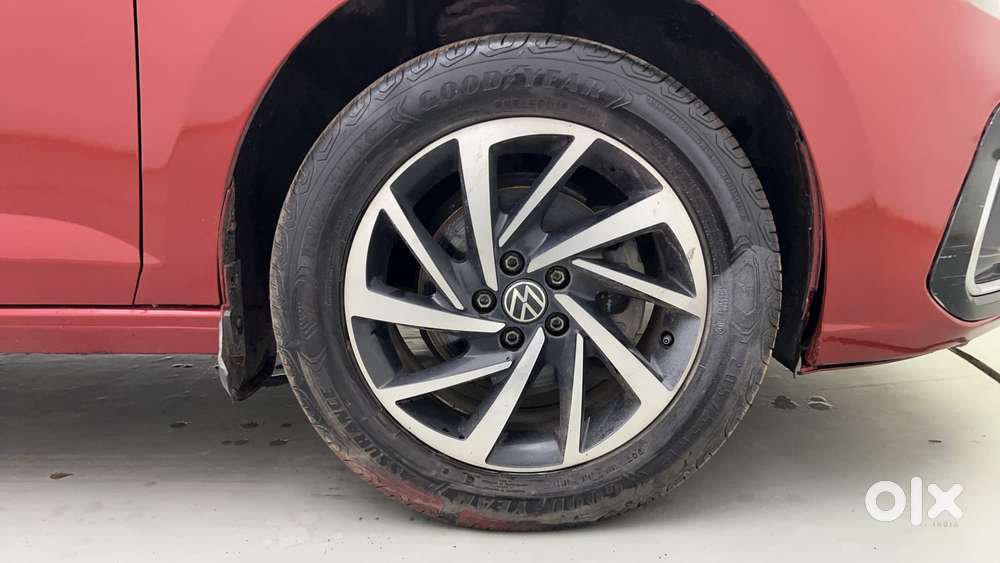 Volkswagen Virtus 1.0 Topline Tsi At, 2023, Petrol