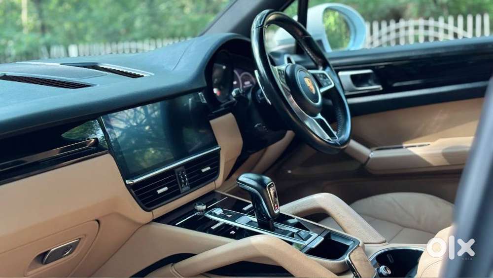 Porsche Cayenne Base, 2019, Petrol