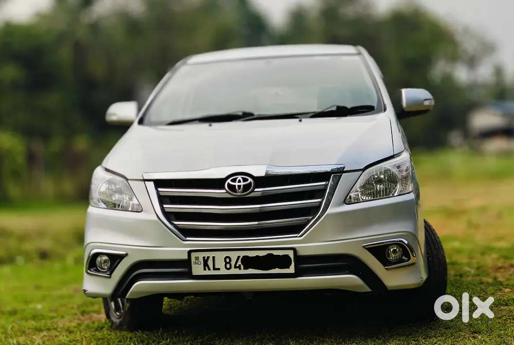 Toyota Innova 2.5 V 2014 Reregistered