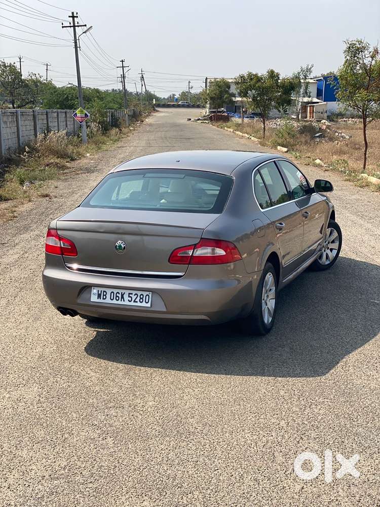 Skoda Superb 2014 Km Driven
